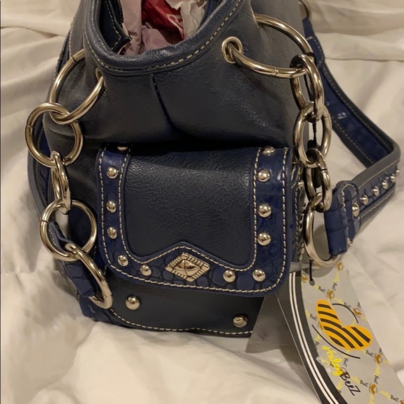 Haley beez - Picture 5 of 8